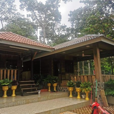 סלים ריבר Homestay Dusun Ana Balun מראה חיצוני תמונה