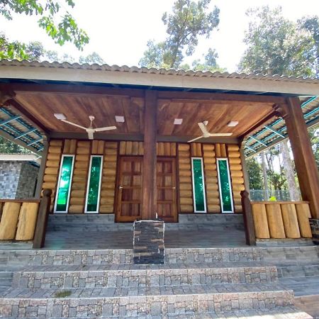 סלים ריבר Homestay Dusun Ana Balun מראה חיצוני תמונה